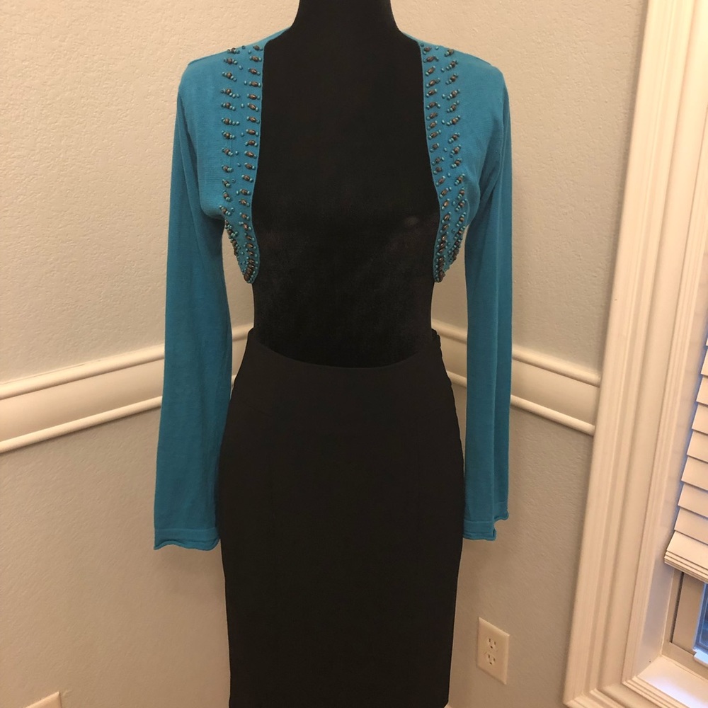 Long sleeve crop sweater